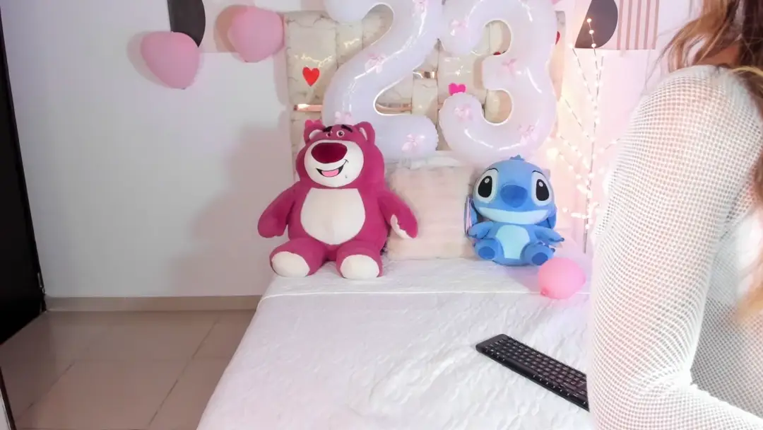 Annypeach show preview