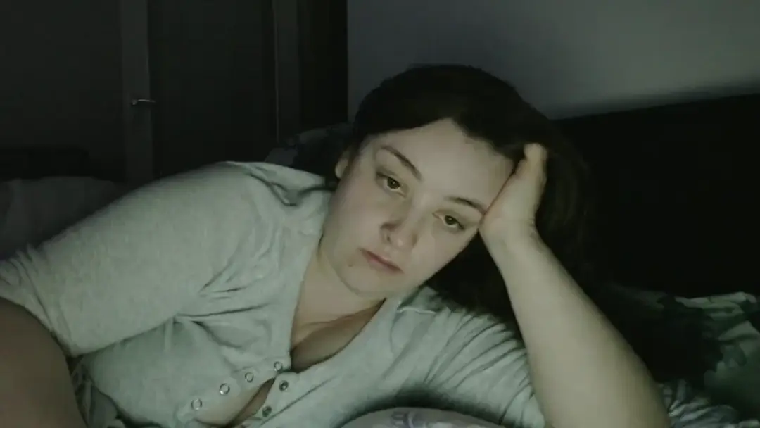 Busty_girl21 show preview