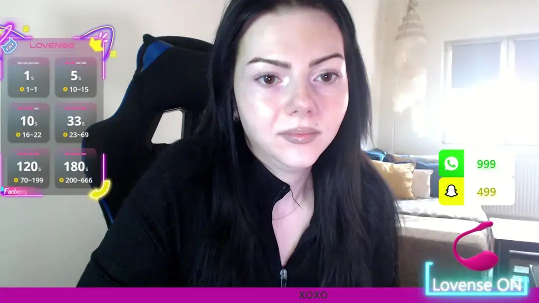 JazzminneLove show preview