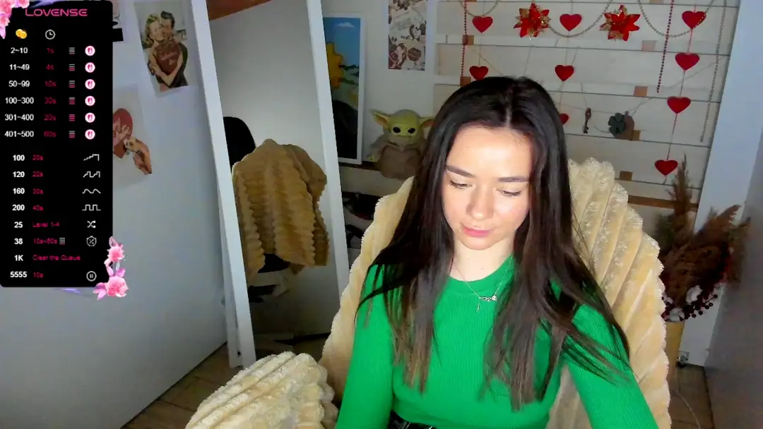 KiraLove show preview