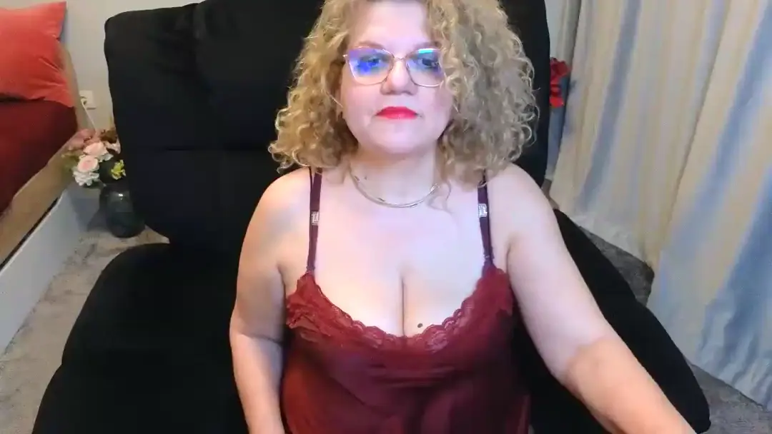 Maggiemilff show preview