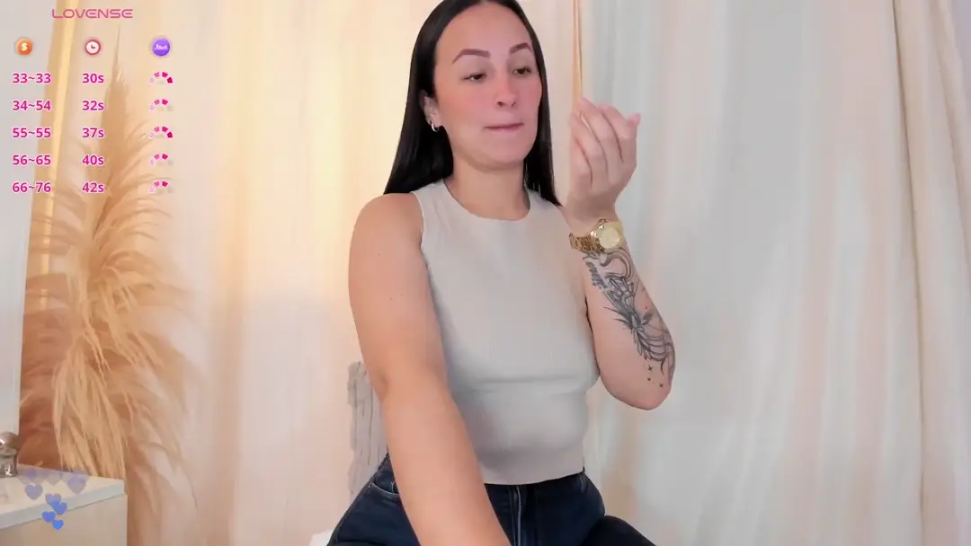 Sally_Azmani show preview