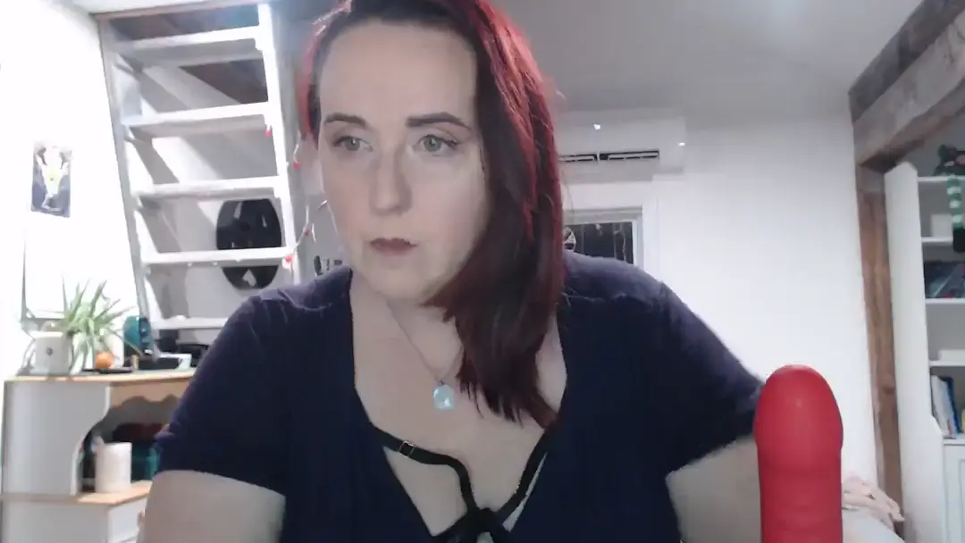 Sexyred4U69 show preview