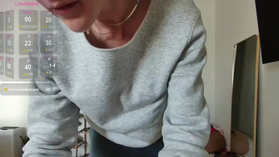 Tease4Lisa show preview