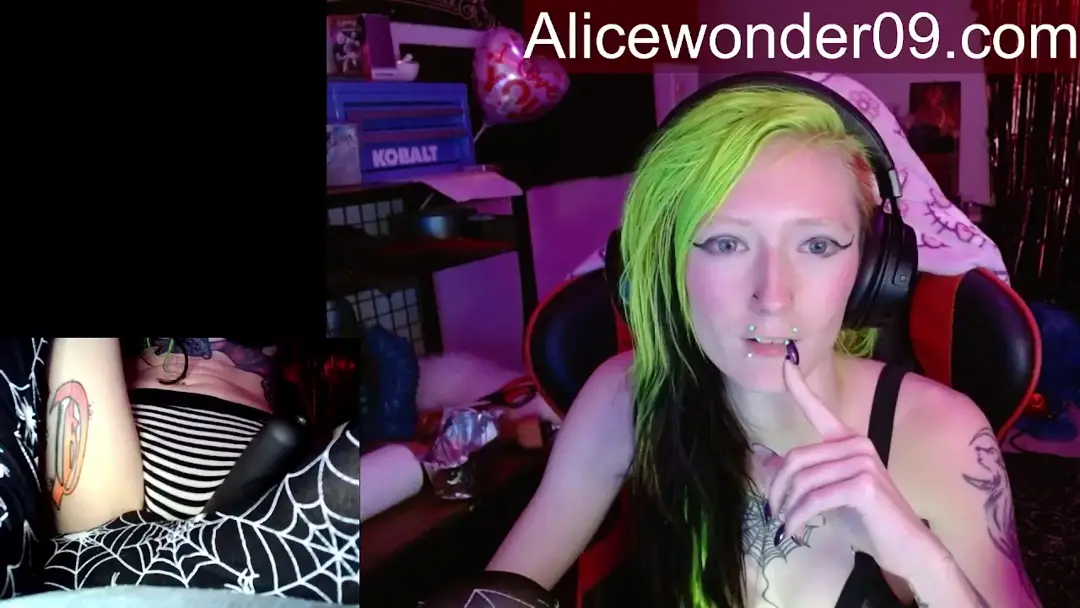 MyFreeCams alicewonder09 thumbnail
