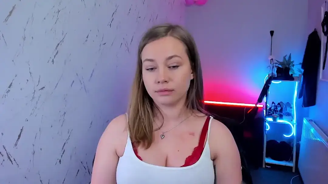 Holly_XXX show preview