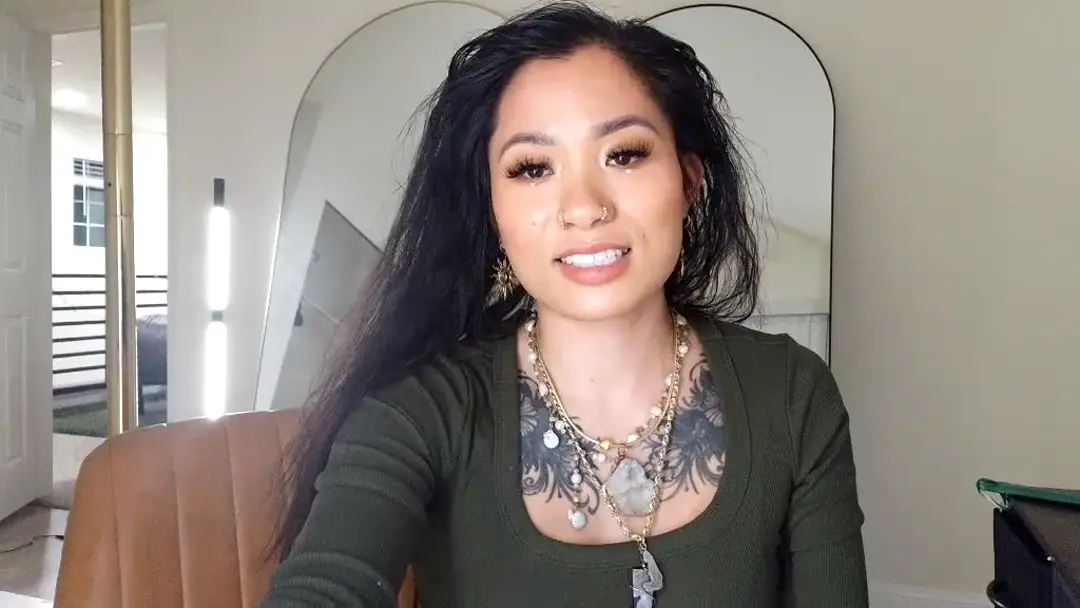 Lovelyxmacii show preview