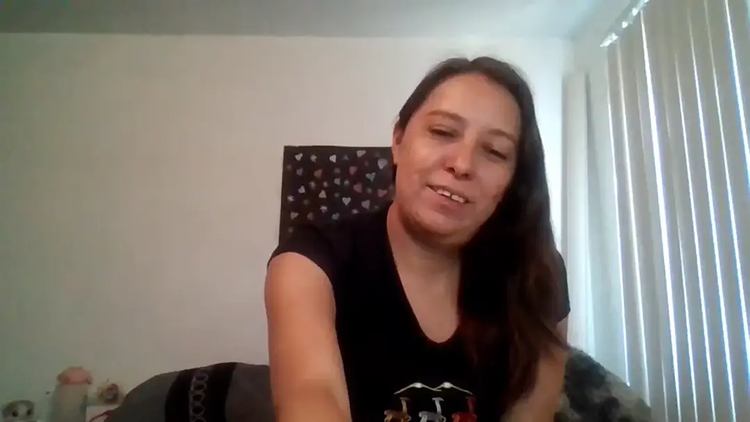 AlessandraC show preview