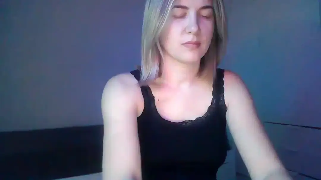 MyFreeCams richbitch thumbnail