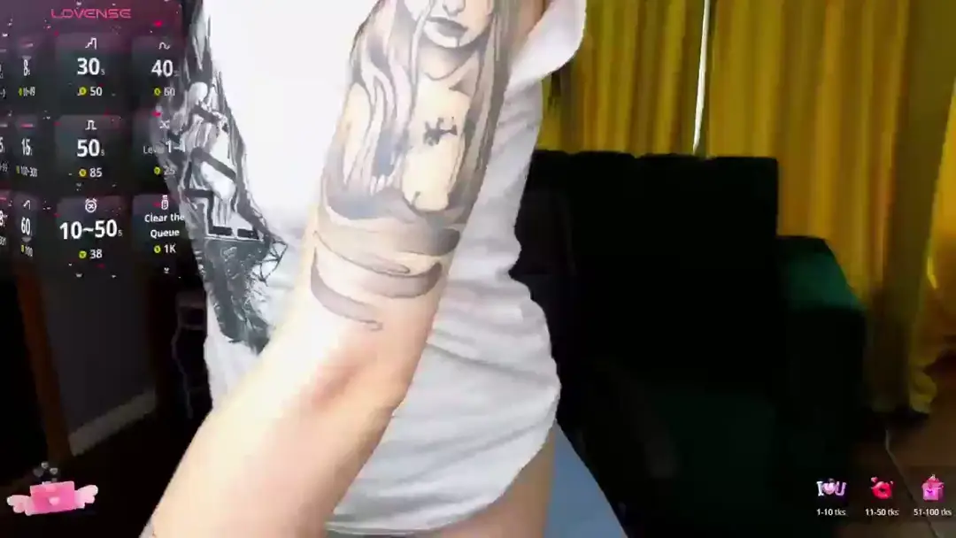 KarolinaBlack show preview