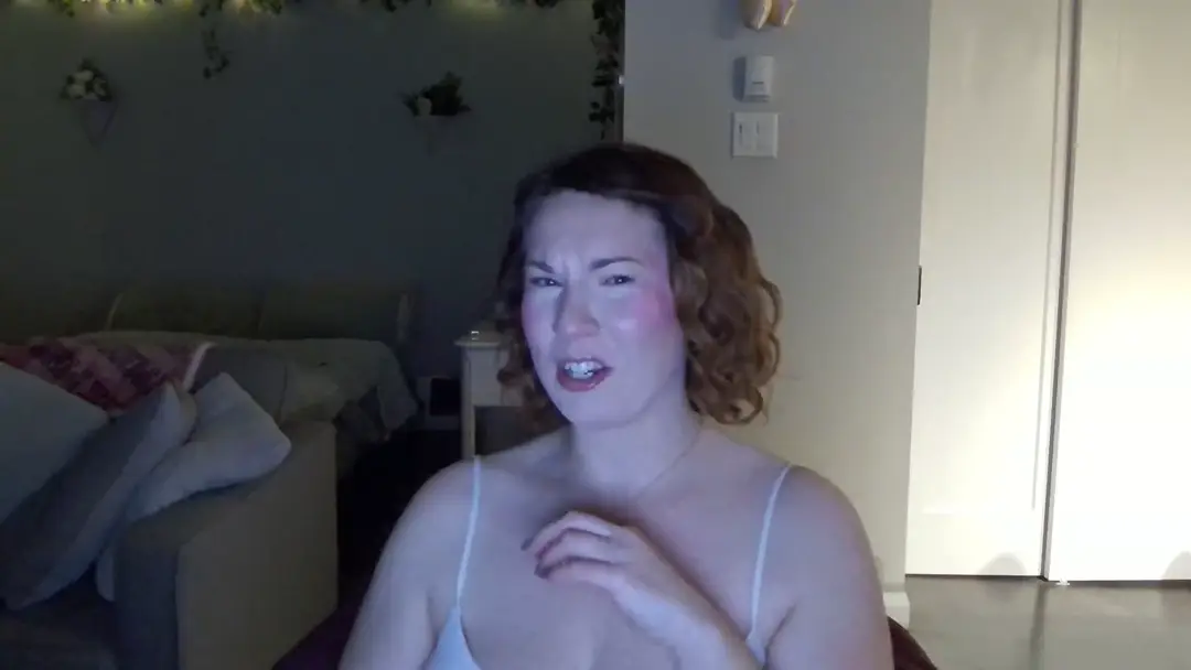 QueenSirena show preview