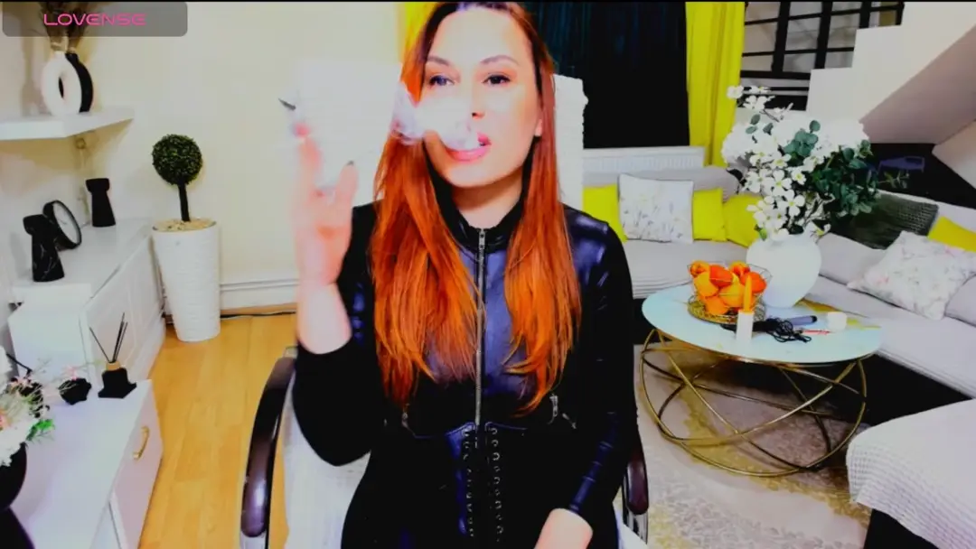 EVELYN_FETISH show preview