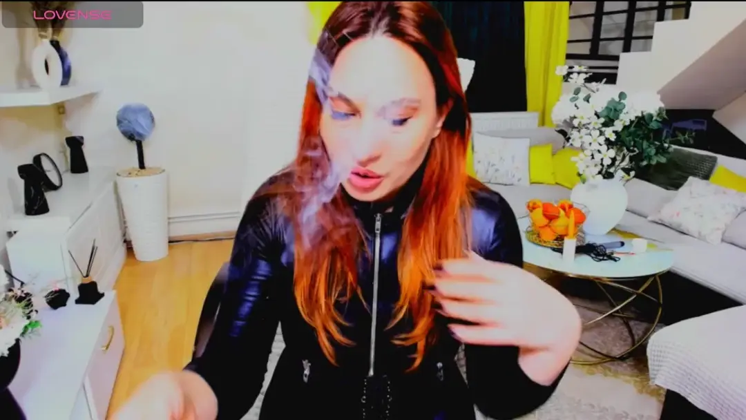 EVELYN_FETISH show preview