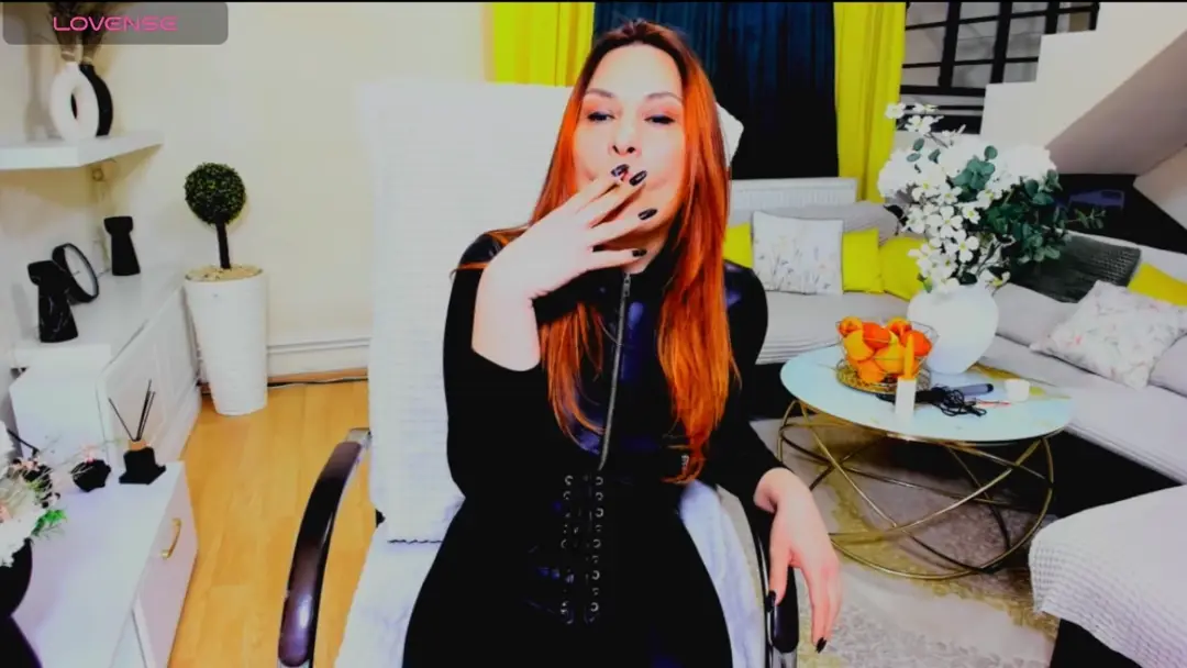 EVELYN_FETISH show preview