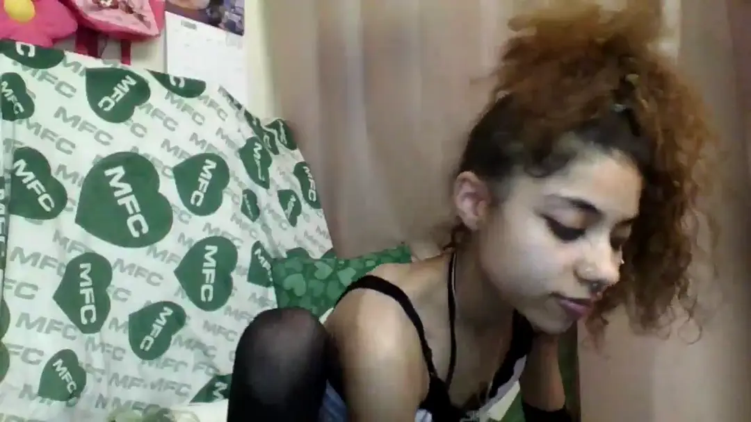 MzTwinkleToes show preview