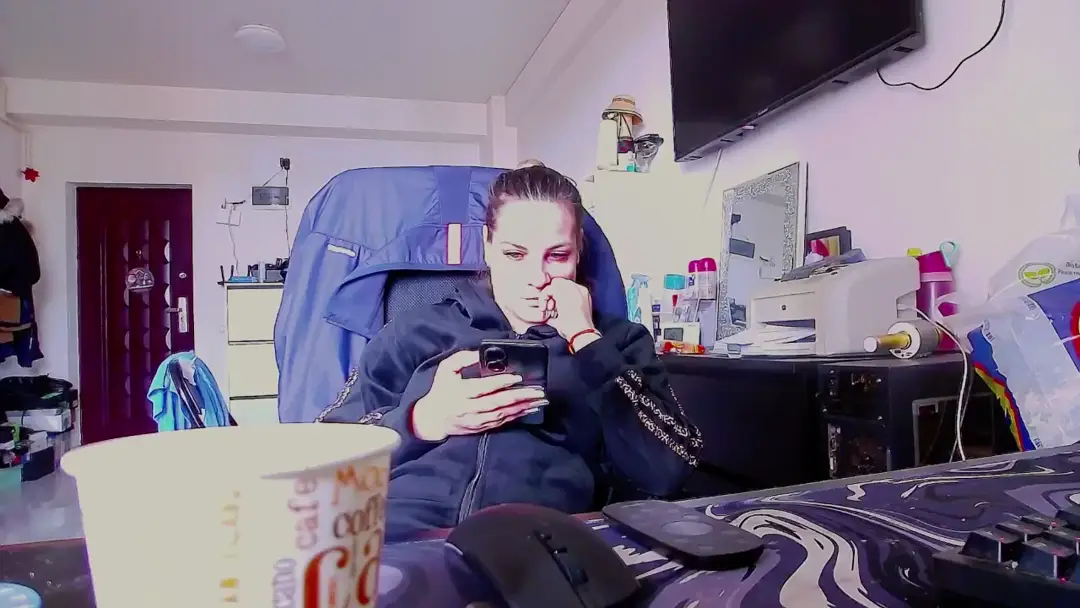 DommeMichell show preview