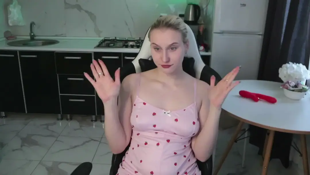 MertyXX show preview