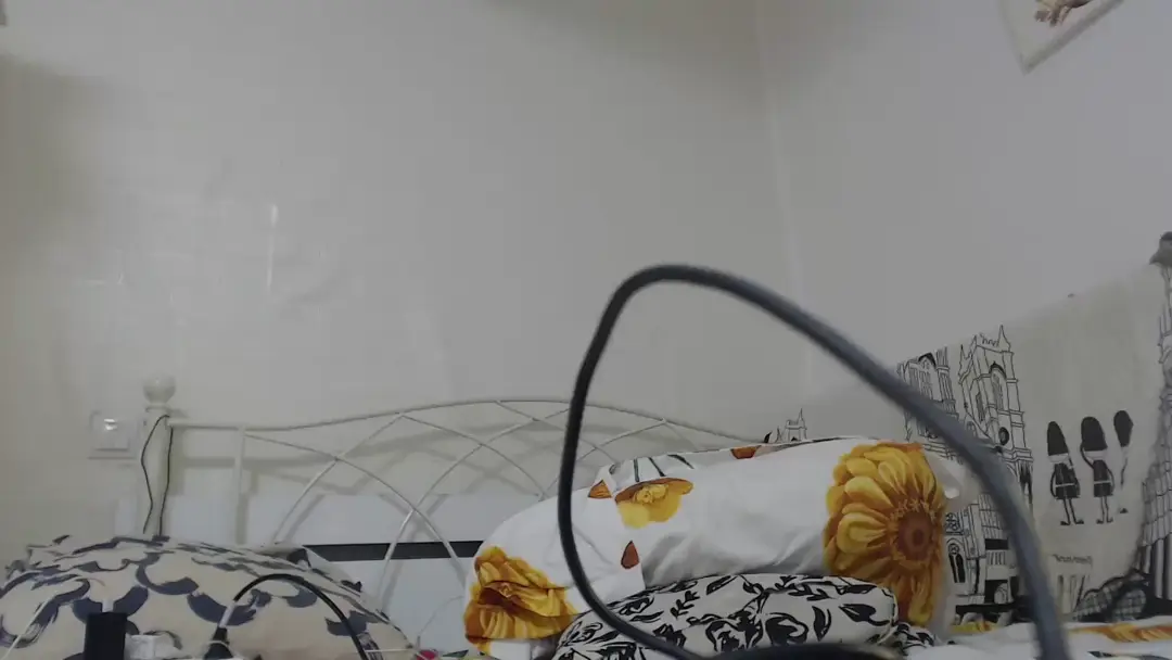 AdelinaJude10 show preview