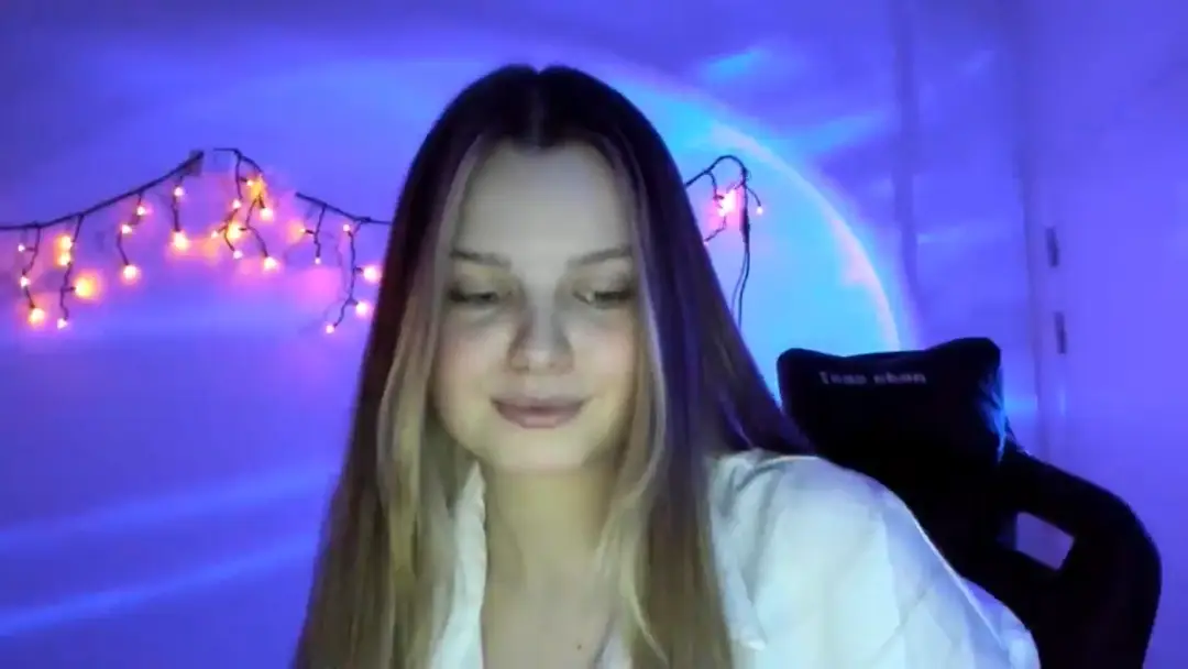 Annaneon show preview