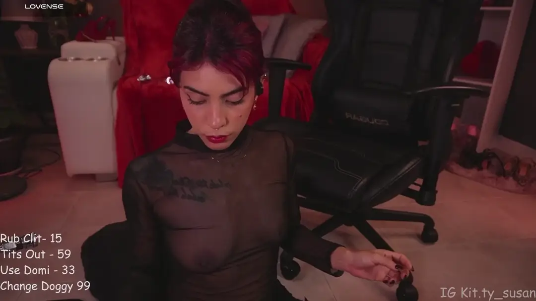 Kitty_L0v3 show preview