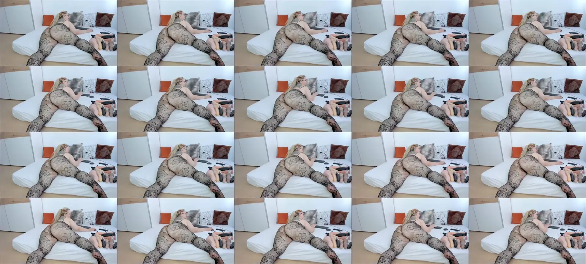 BettyB00ty52 photo contact sheet