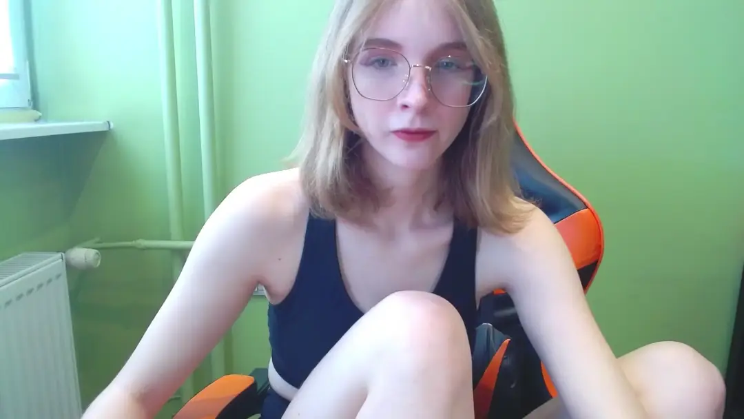 JuicyPenny69 show preview