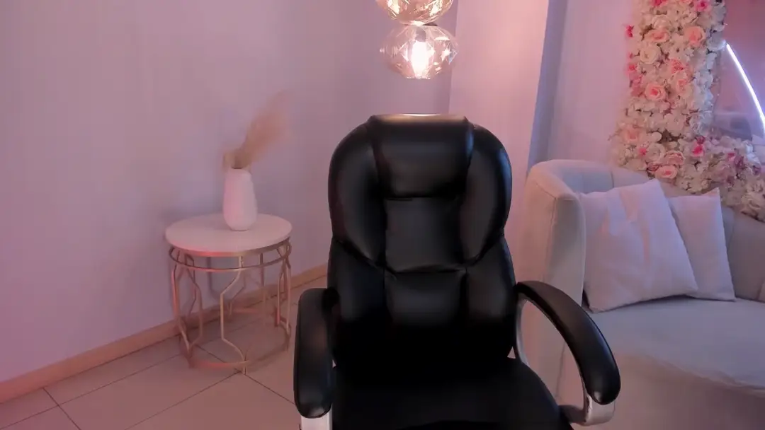 MarianneLane show preview