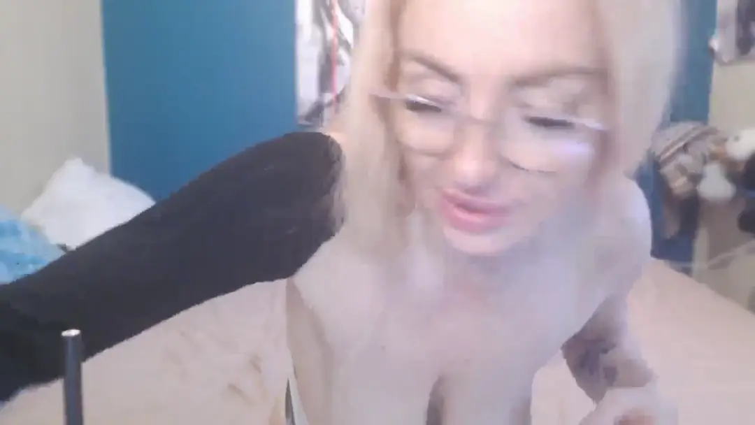 NADINNNE show preview