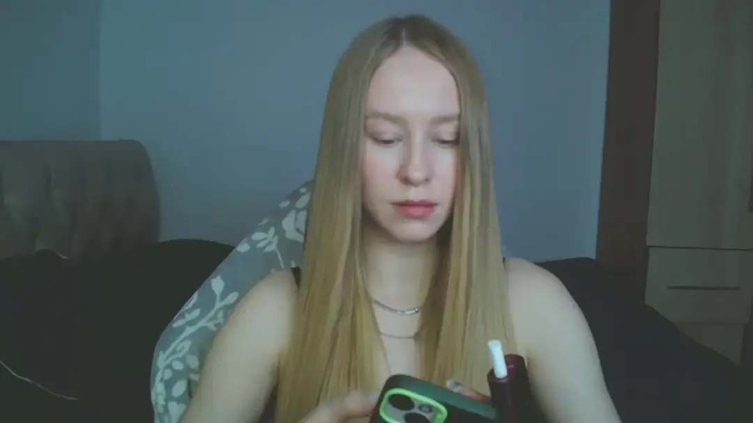 Alice_Maryt show preview