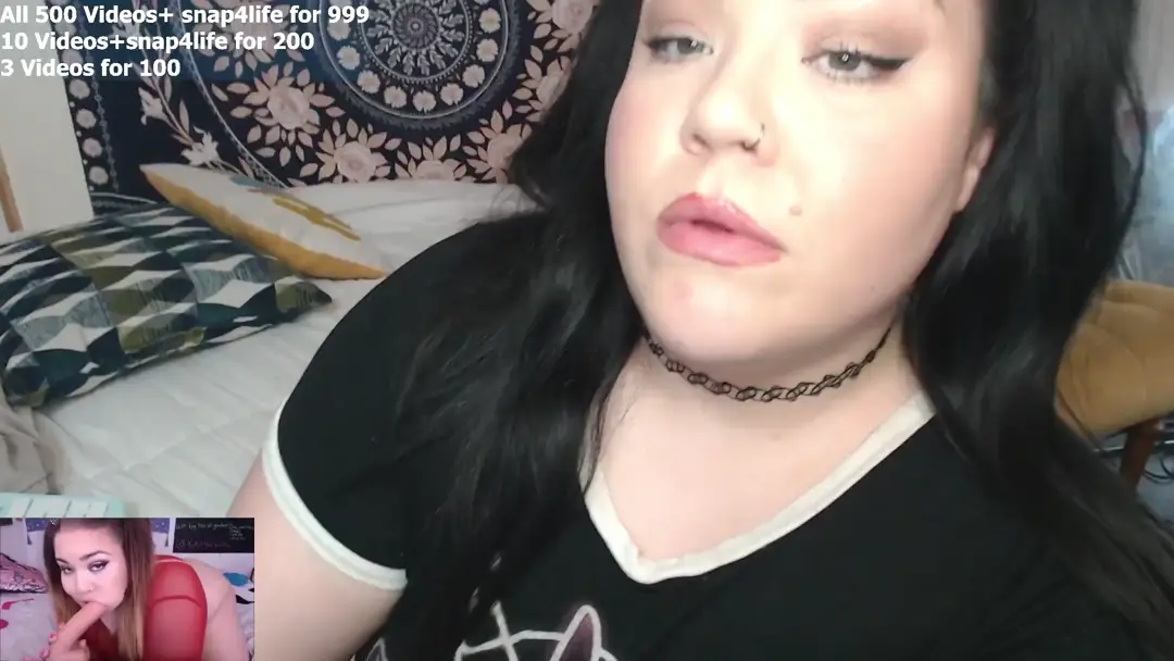 KikiPlumpAss show preview