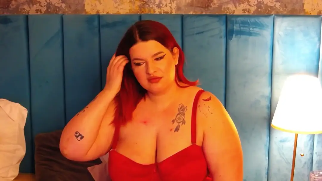 LaraHartt show preview