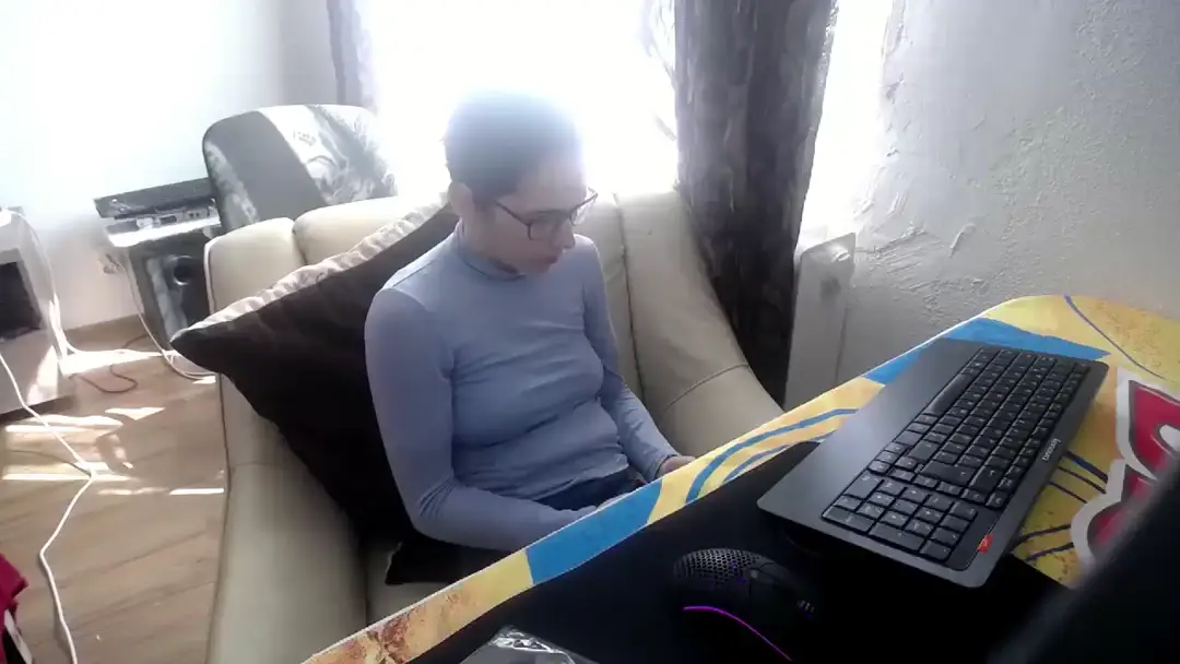 Letyxxx show preview