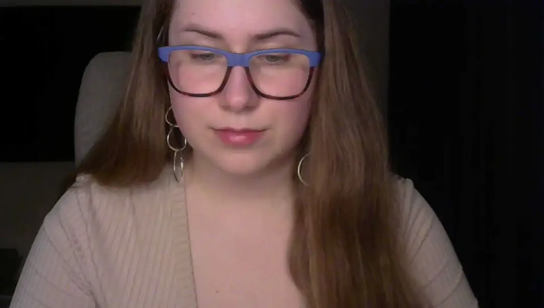 MirraYohaens show preview