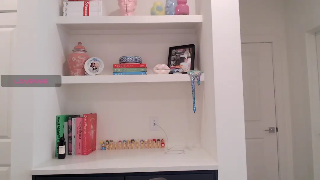 Officialelsa video #103020