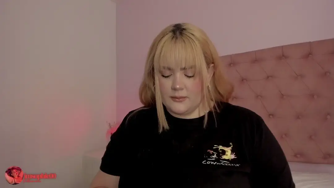 SophiaRossee show preview