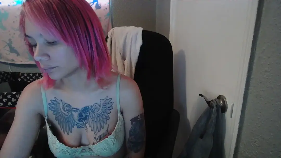 TattedReddl40 show preview