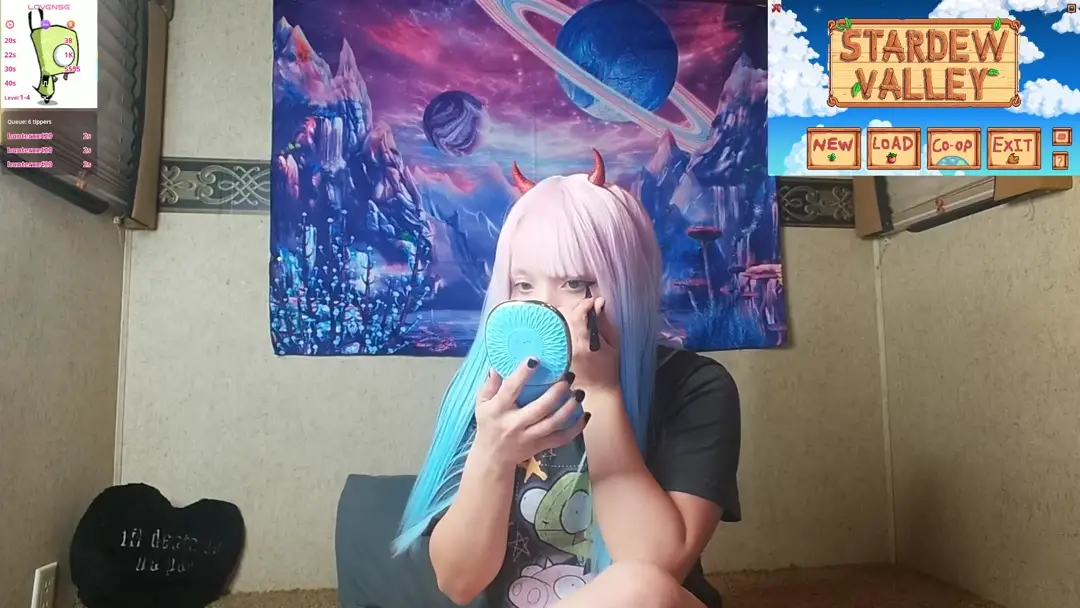 Trixiedoescam video #100901