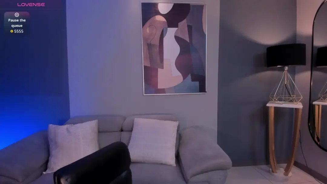 ValeriaRoldan show preview