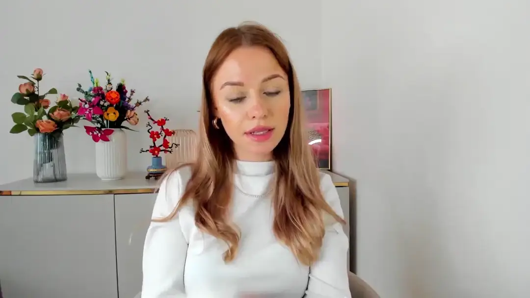 YoursCindy show preview