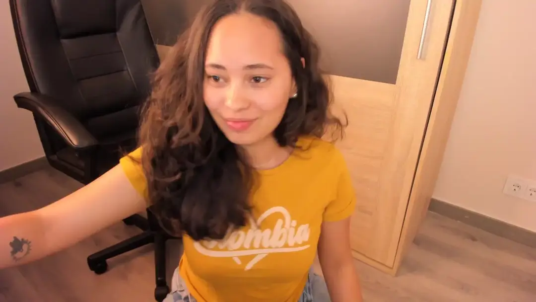 Charlotteh0 show preview