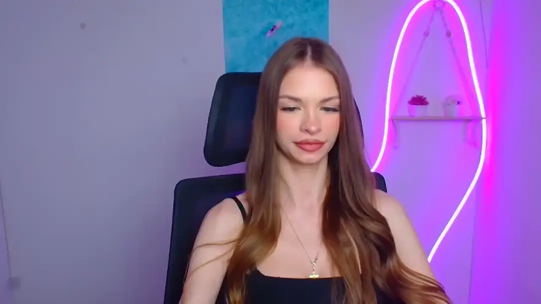 Lizavetaqueen show preview