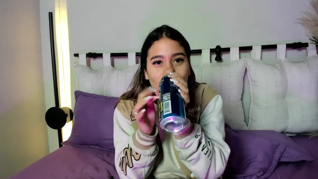 Rachellcriss_ show preview