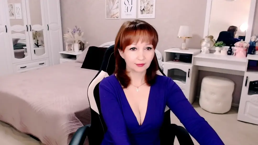 AdeleEvans1 show preview