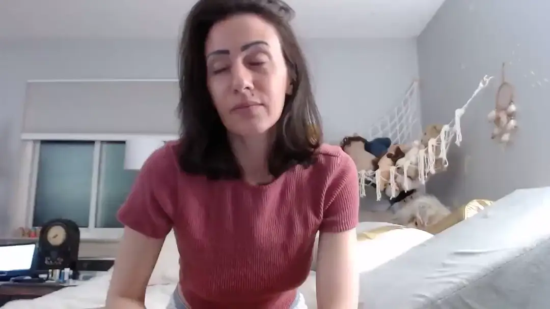 Gina_Rae show preview