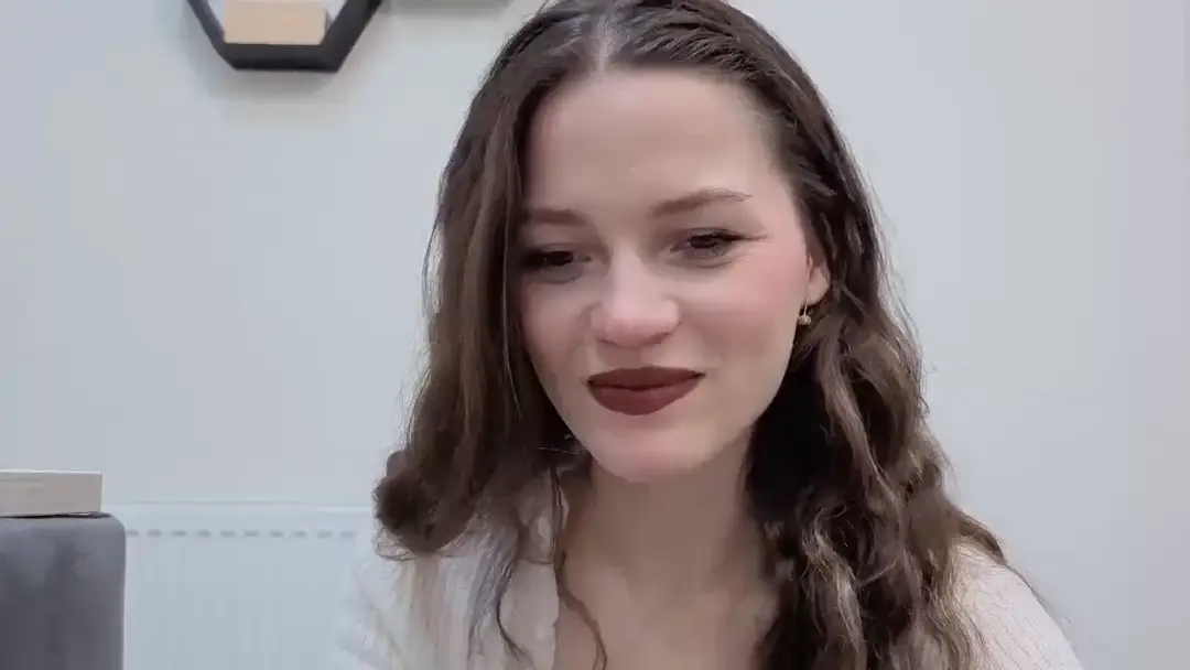 Avelinehowo video #107421