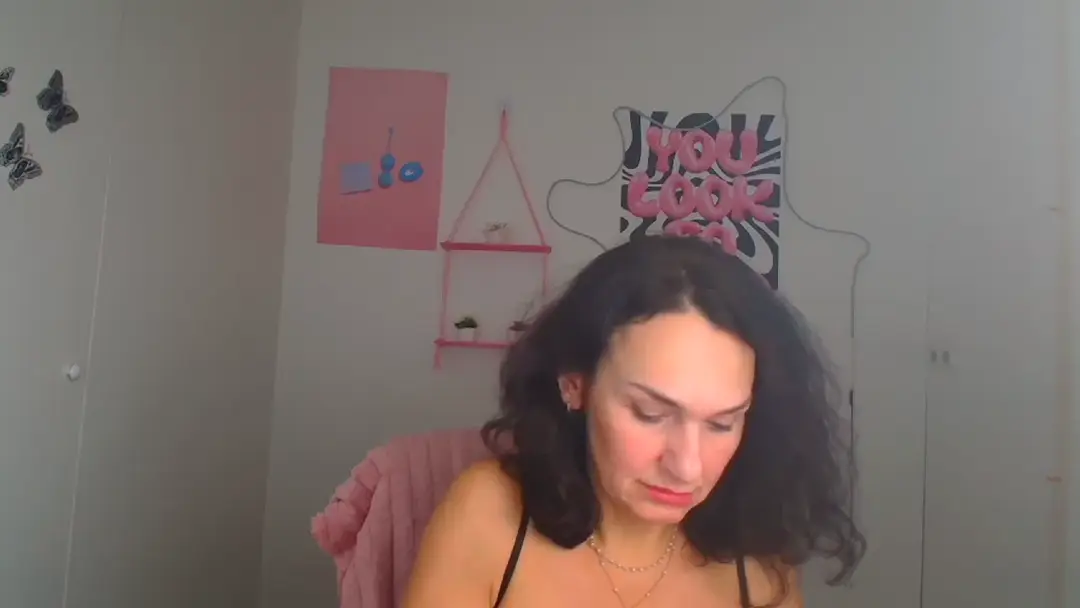 Darkkristina show preview