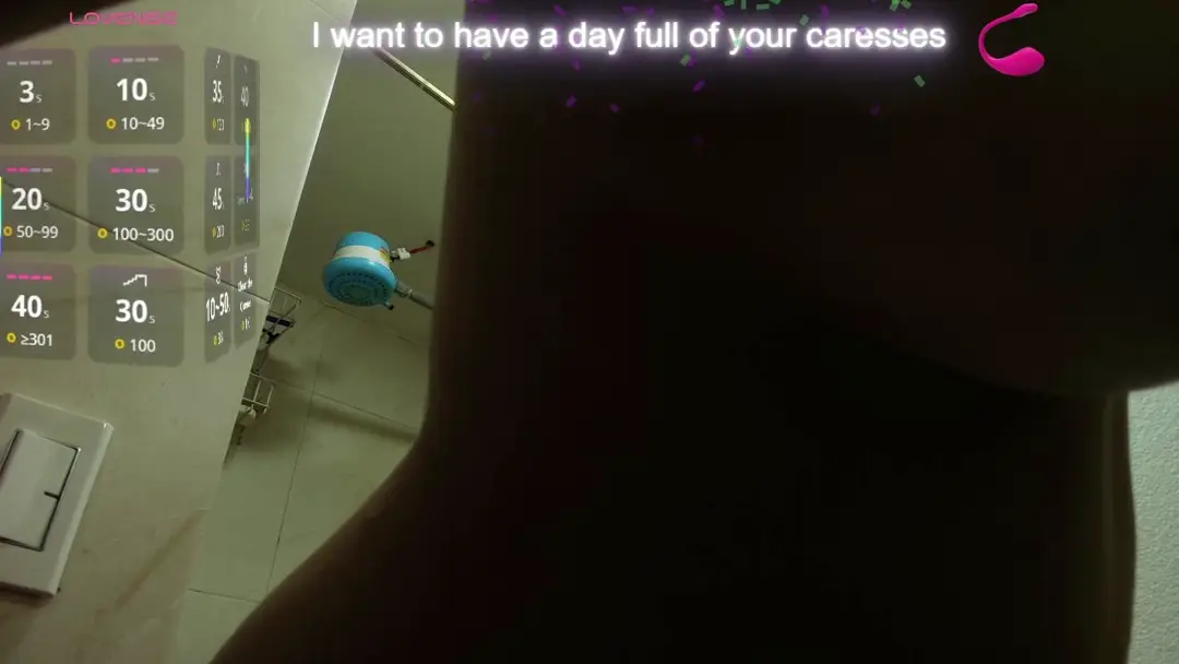 Elliee1 show preview