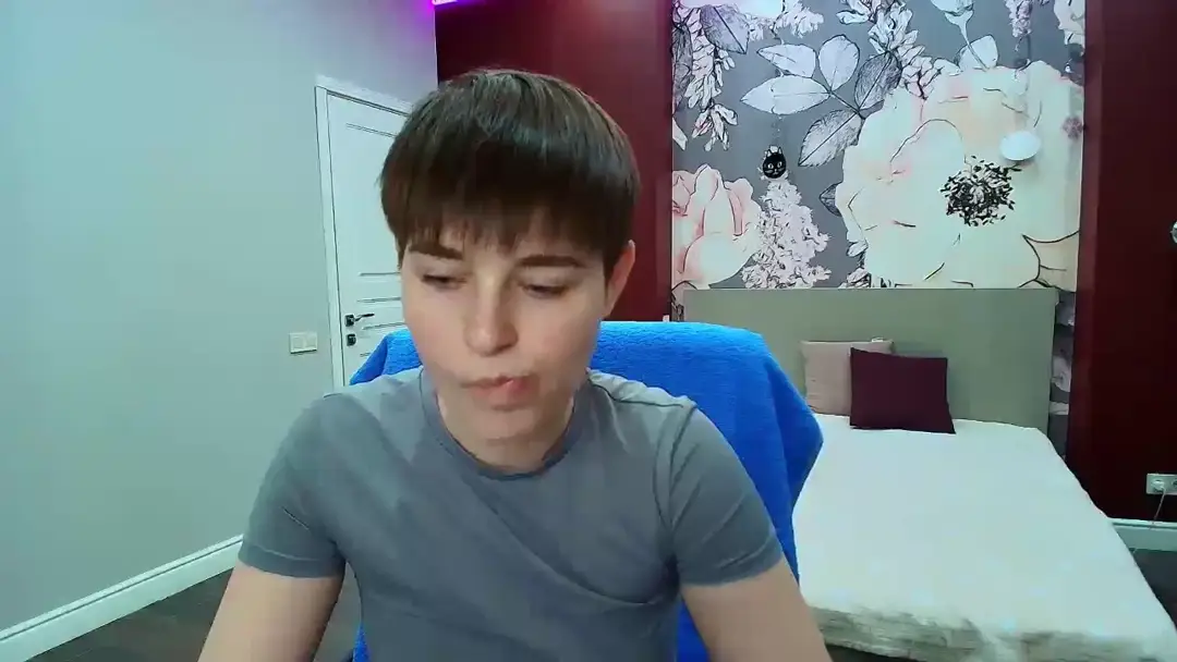 EmiliaYours video #107807