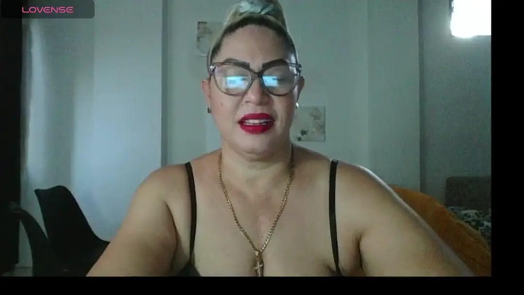 Hotmommyxxx_ show preview