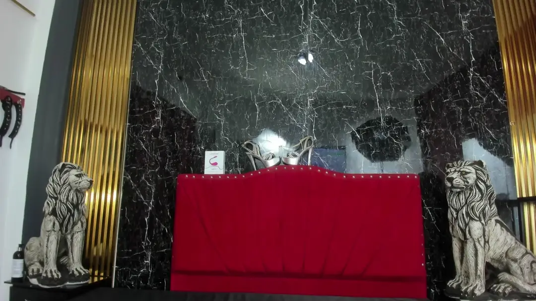 Karinasimonz show preview